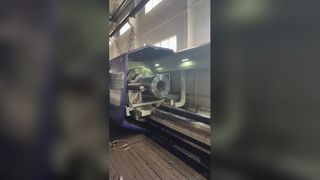 생산 중인 수원 부품